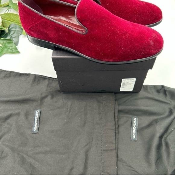 Men’s dolce and Gabbana red velvet loafers size 7, made in Italy main image 4